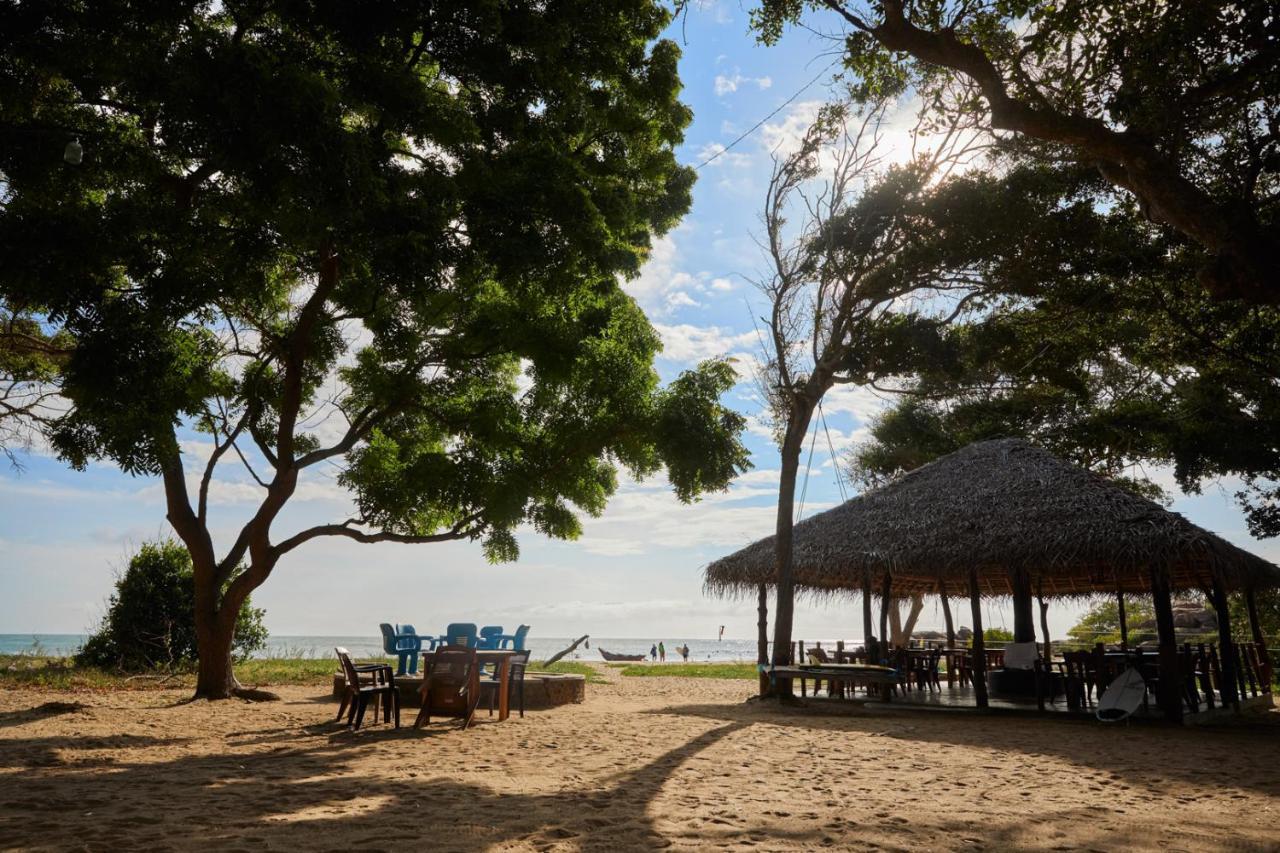 Water Edge Hotel & Restaurant Arugam Bay Zewnętrze zdjęcie