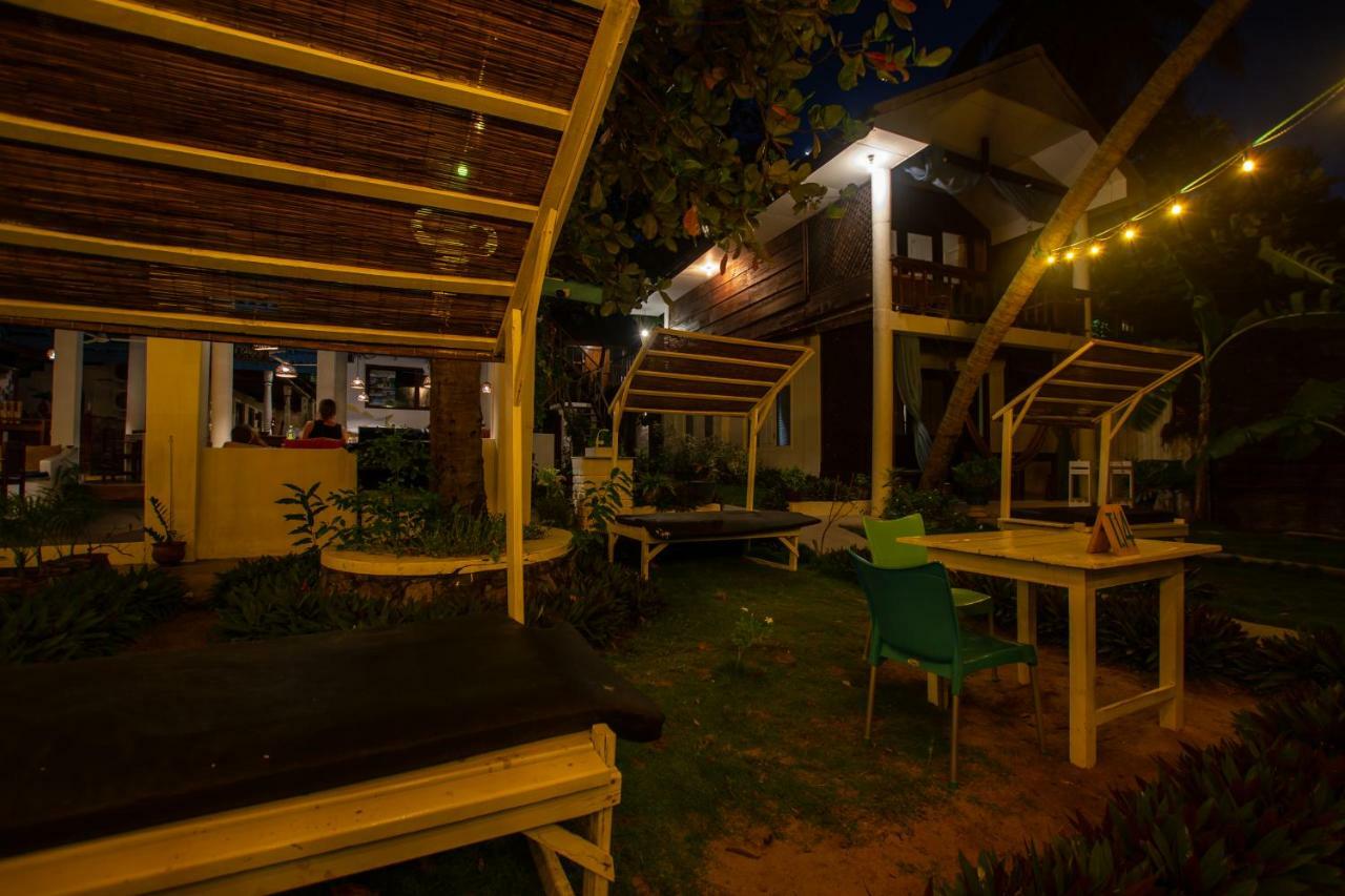 Water Edge Hotel & Restaurant Arugam Bay Zewnętrze zdjęcie